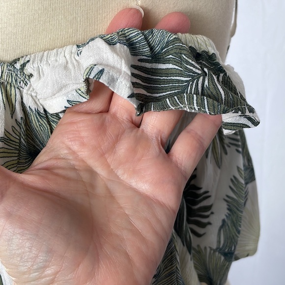 Nectar Clothing Tropical Off Shoulder Ruffle Crop Top - Size Small - Picture 2 of 11